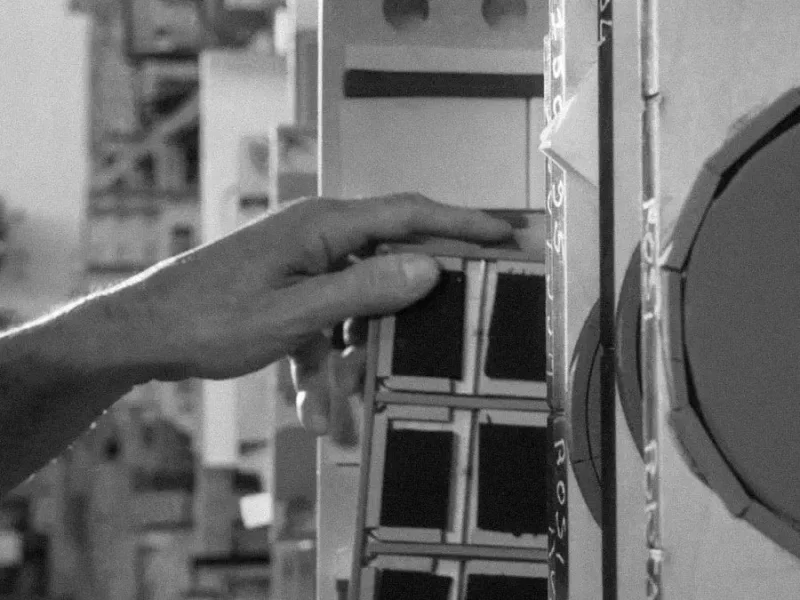 Assemblaggio macchina da stampa professionale, soluzioni affidabili per una stampa di alta qualità.