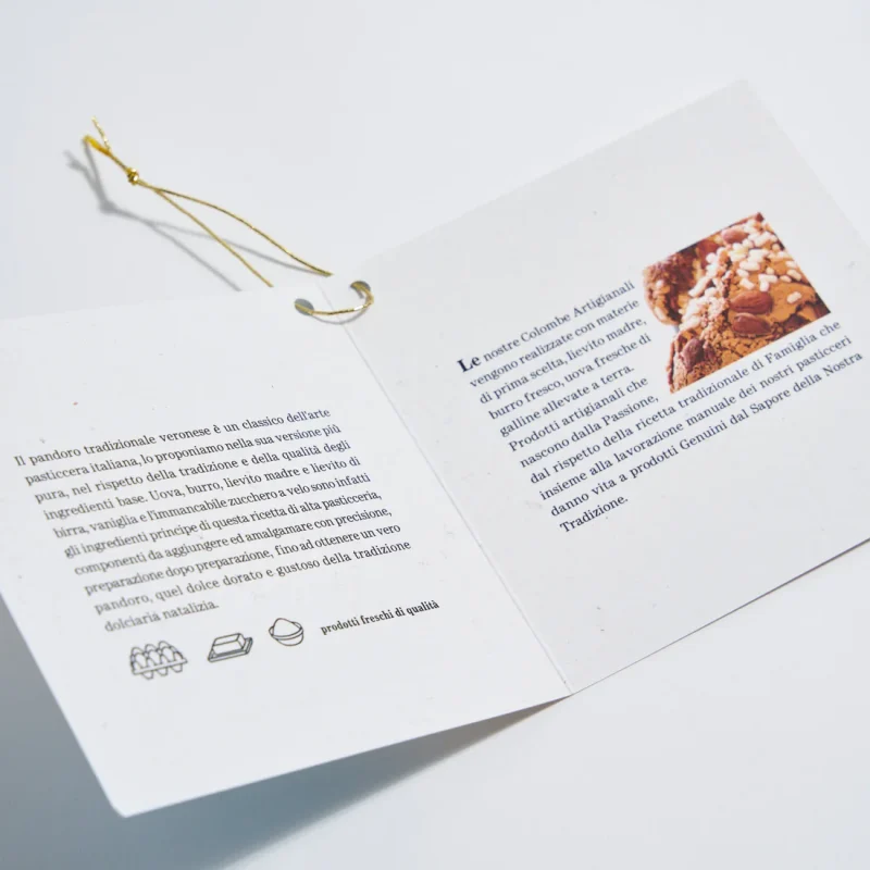 Cartellino con lamina oro a libretto