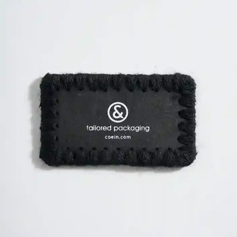 etichetta-stampata-su-materiale-cellulosico-nero