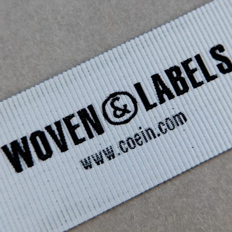 etichetta-woven-label-materiale-alternativo